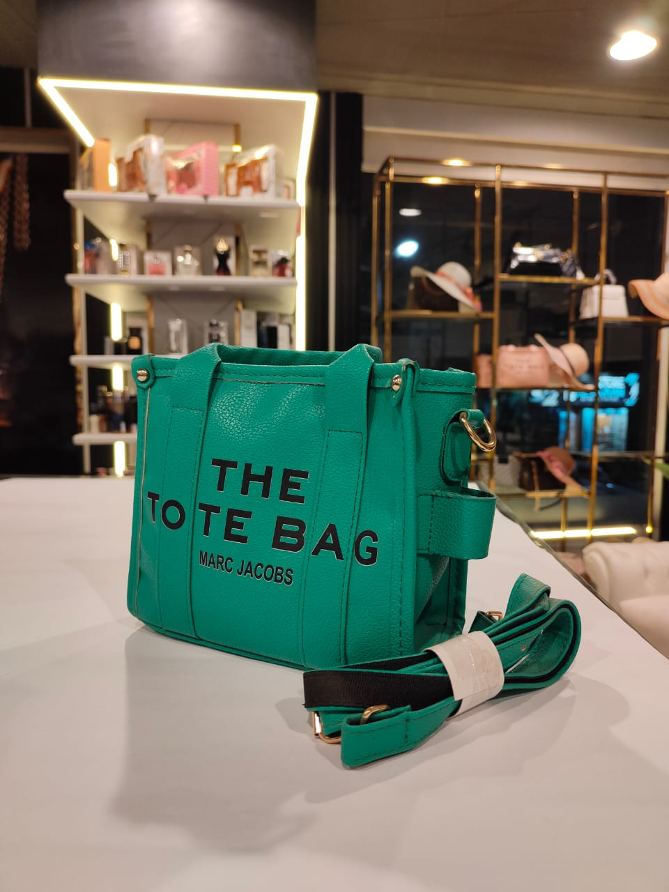 شنطة tote bag small