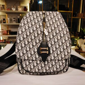 شنطة باك تريند ٢٠٢٥