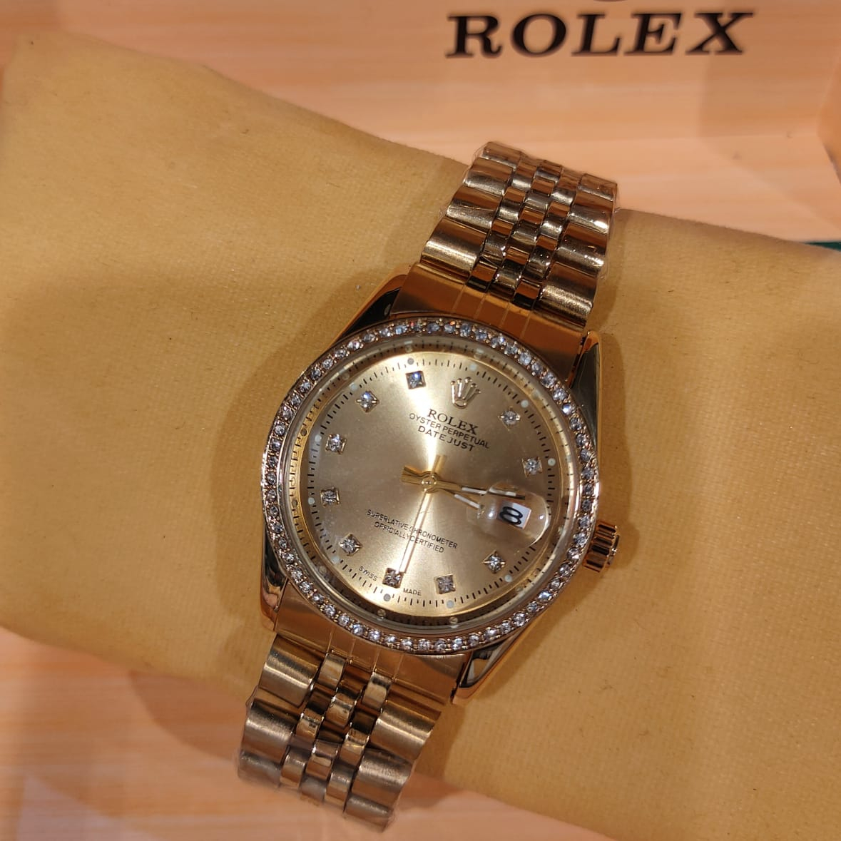 ساعة Rolex هاي كوبي مرصعة بفصوص كريستال 36ملل - الصورة 2