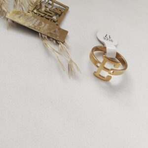 خاتم ستانلس حرفe