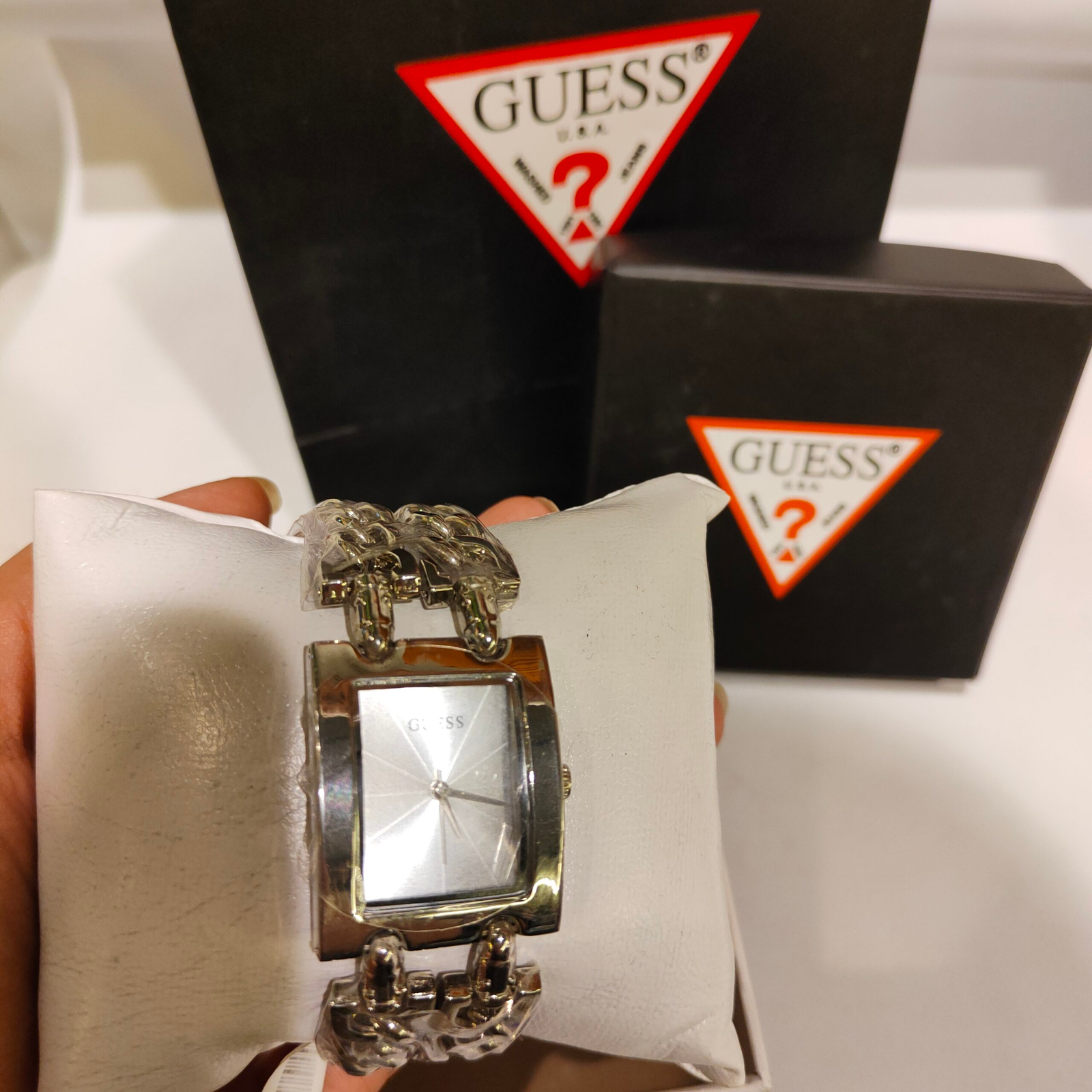 ساعة Guess هاي كوبي